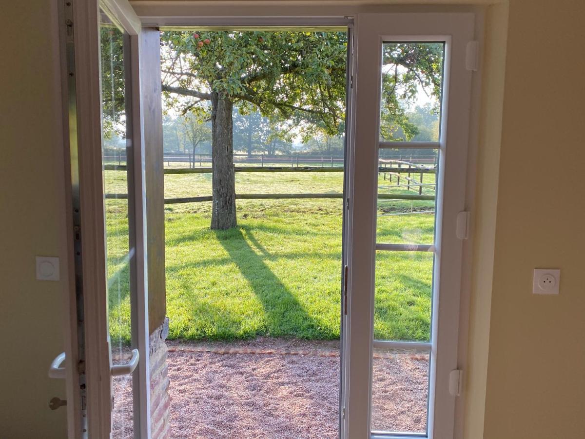 La Longere Du Haras Apartment Manerbe Exterior photo